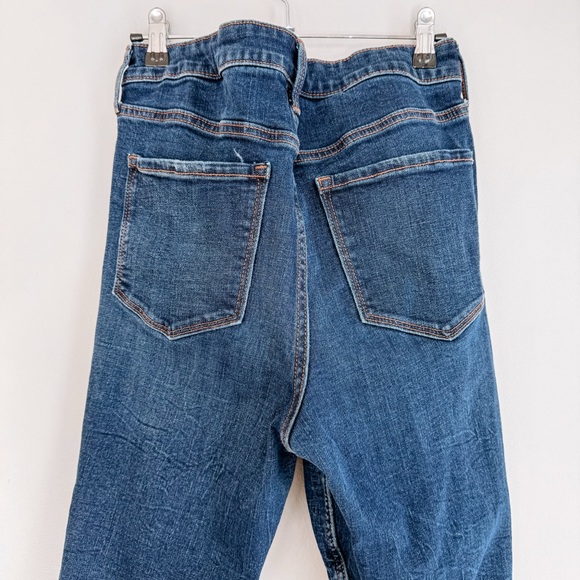 Old Navy Medium Wash Super Skinny High Rise Jean Size 12 - Picture 5 of 7